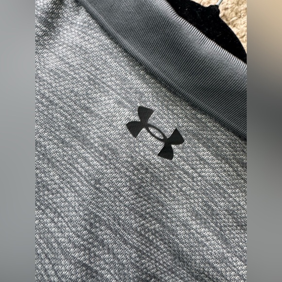 Under Armour Performance Polo | Heather Grey Athletic Golf Shirt XL - Picture 5 of 9